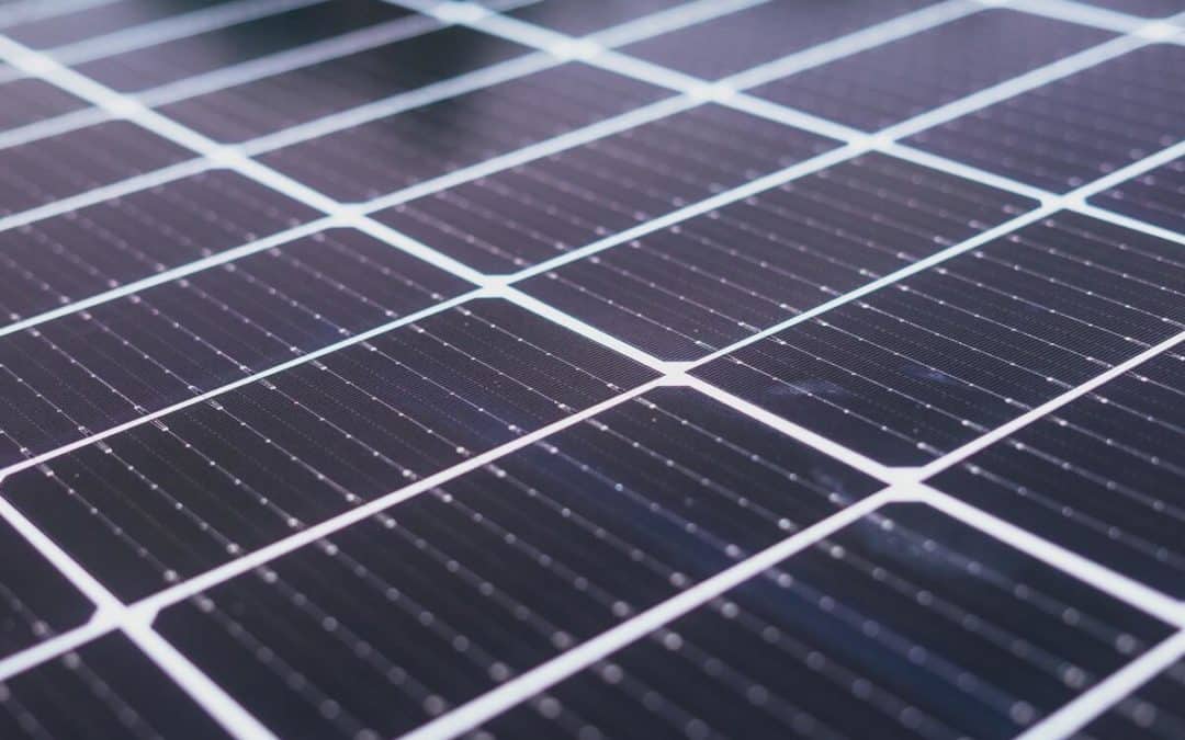 Panneaux photovoltaïques et autoconsommation : Profitons du soleil !